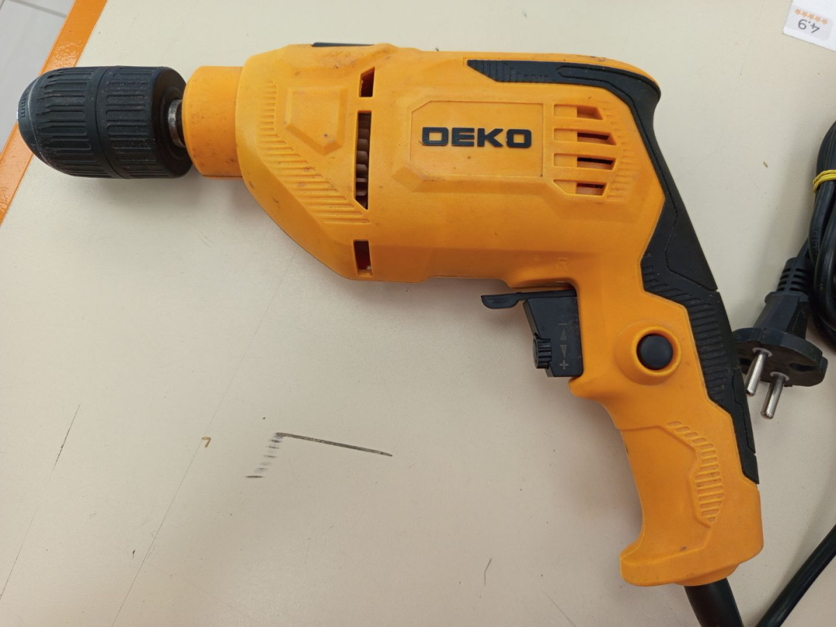 Дрель-ударная DEKO DKID600W