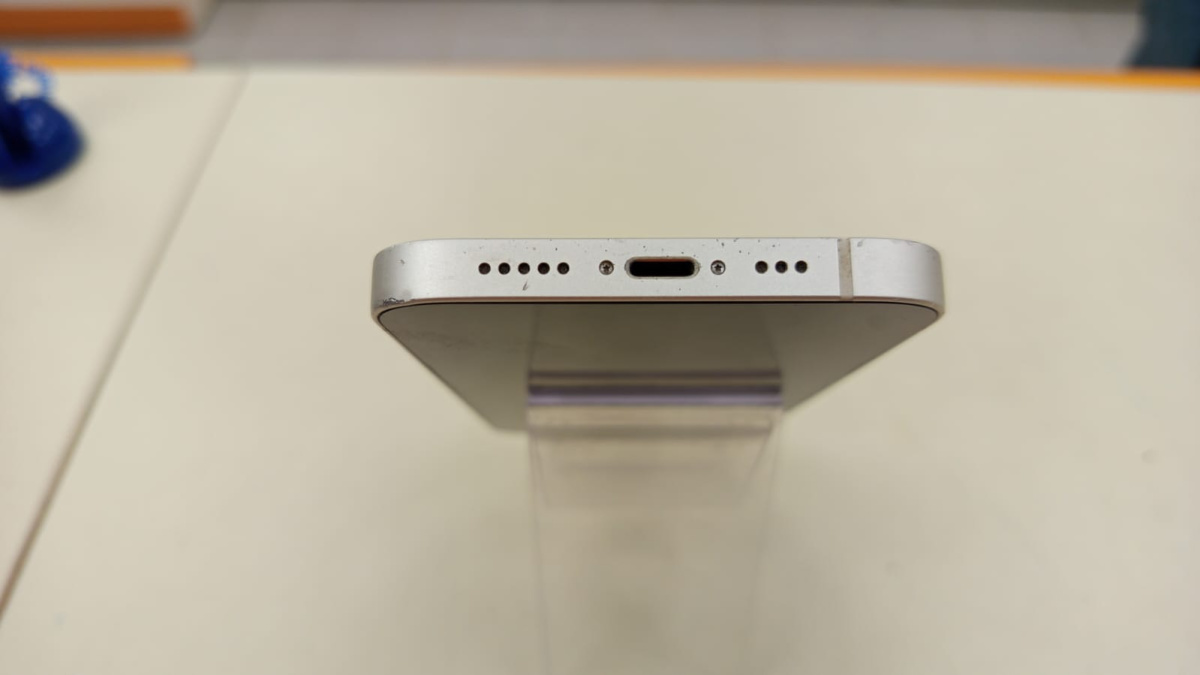 Смартфон Apple iPhone 13 128Gb