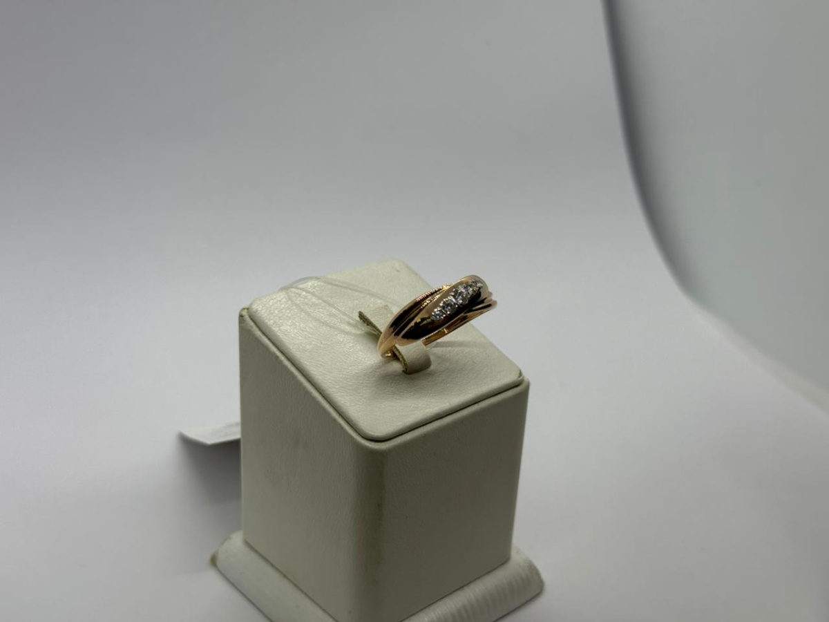 КОЛЬЦО С КАМНЯМИ (Au 585)