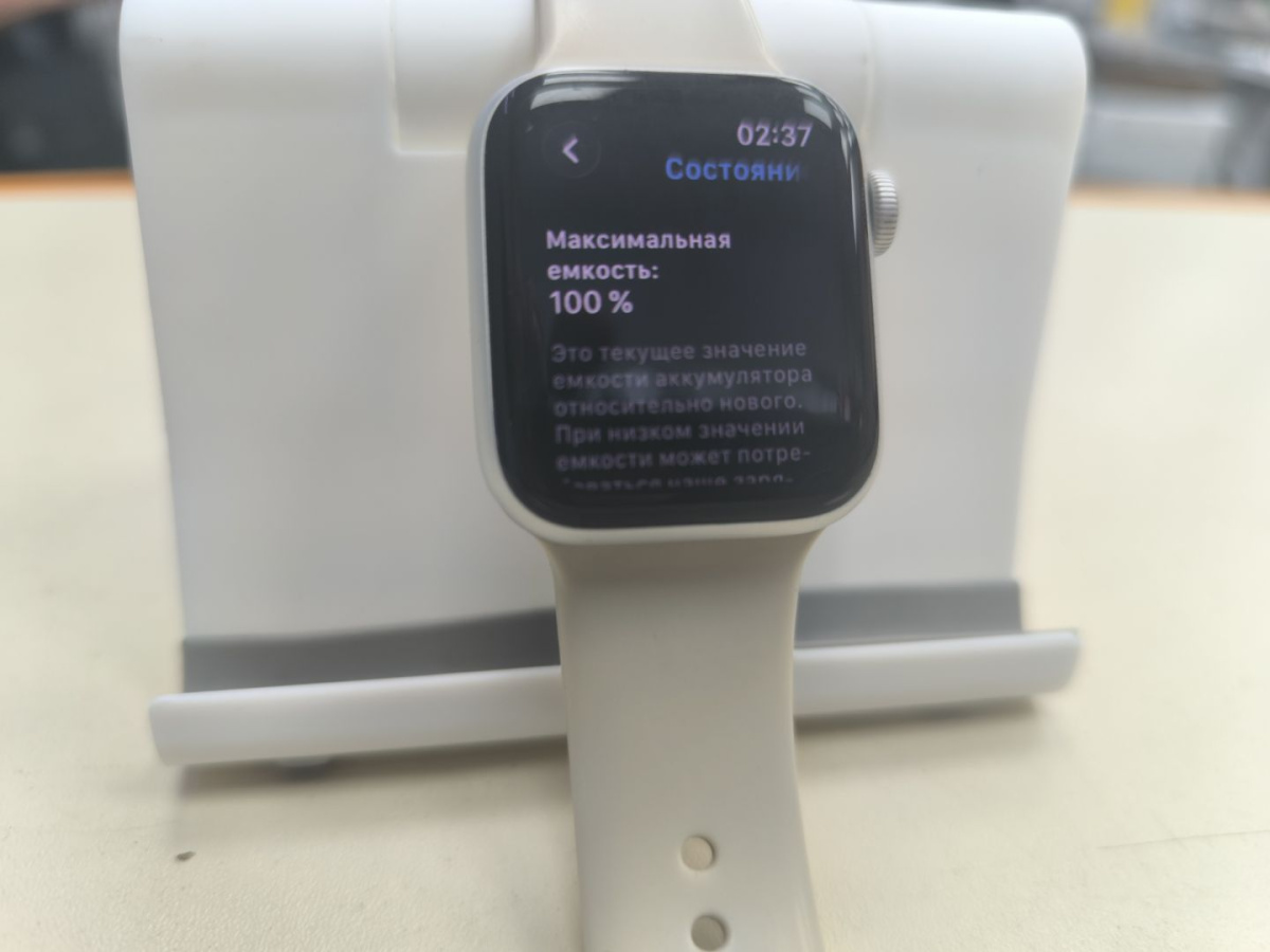 Смарт-часы Apple Watch SE 2025 40mm