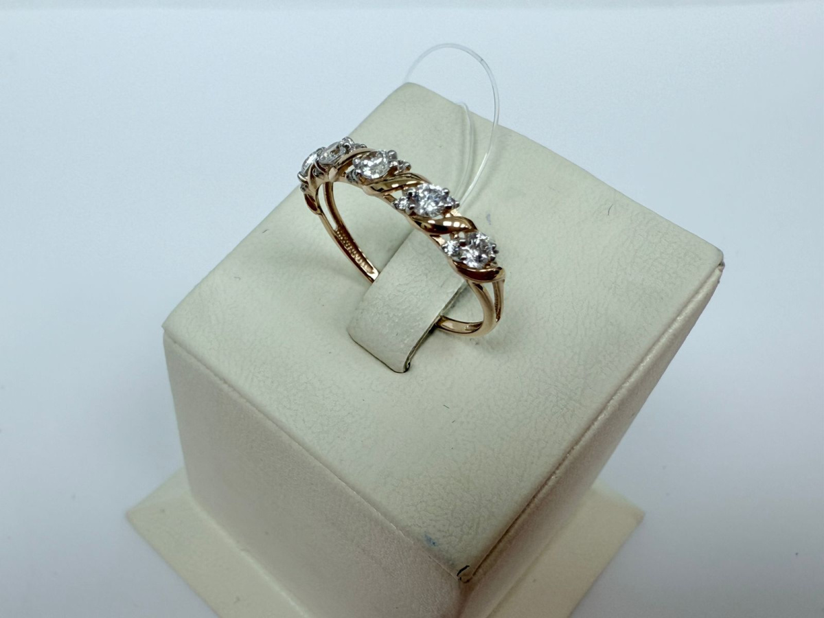 КОЛЬЦО С КАМНЯМИ (Au 585)