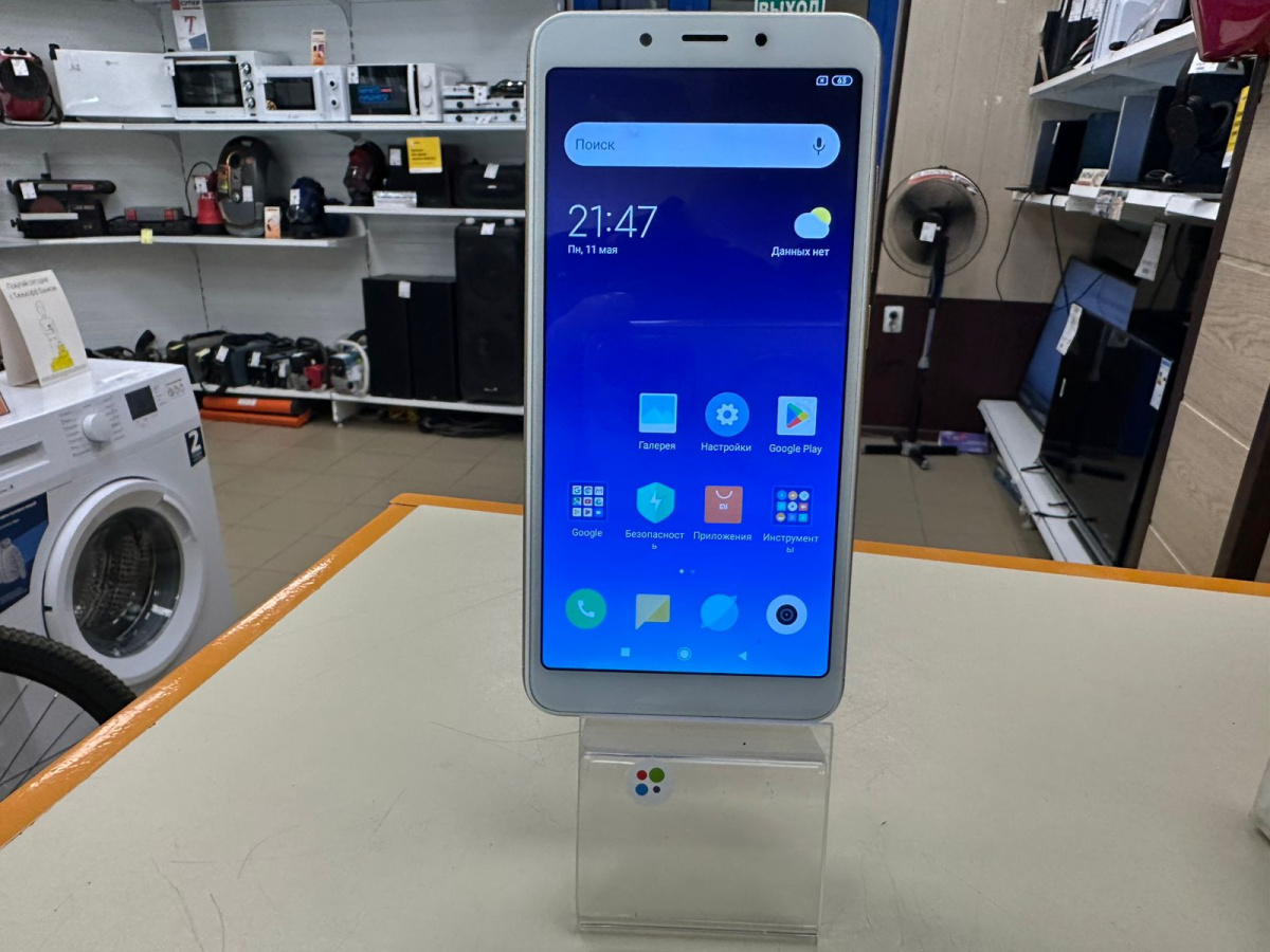 Смартфон Xiaomi Redmi 6 3/64