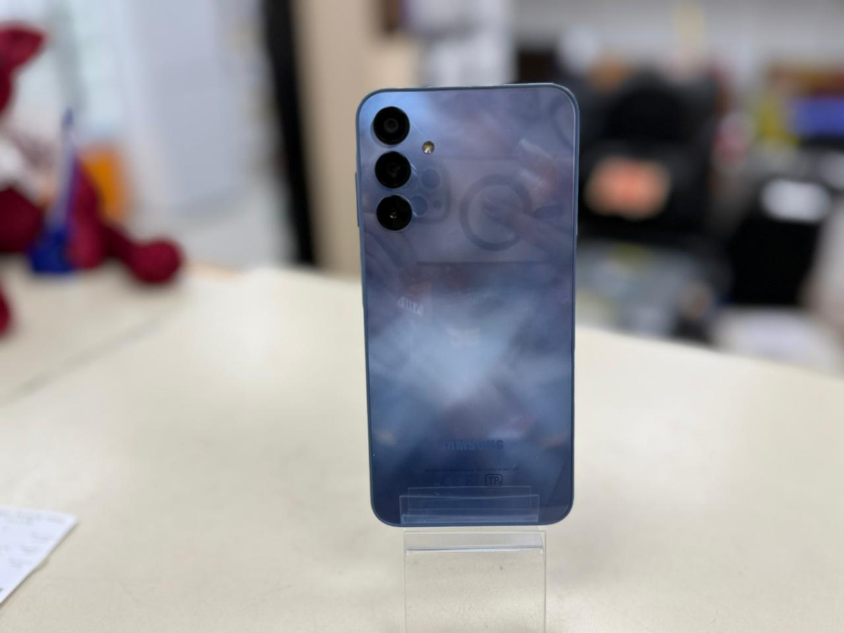 Смартфон Samsung Galaxy A15 4/128