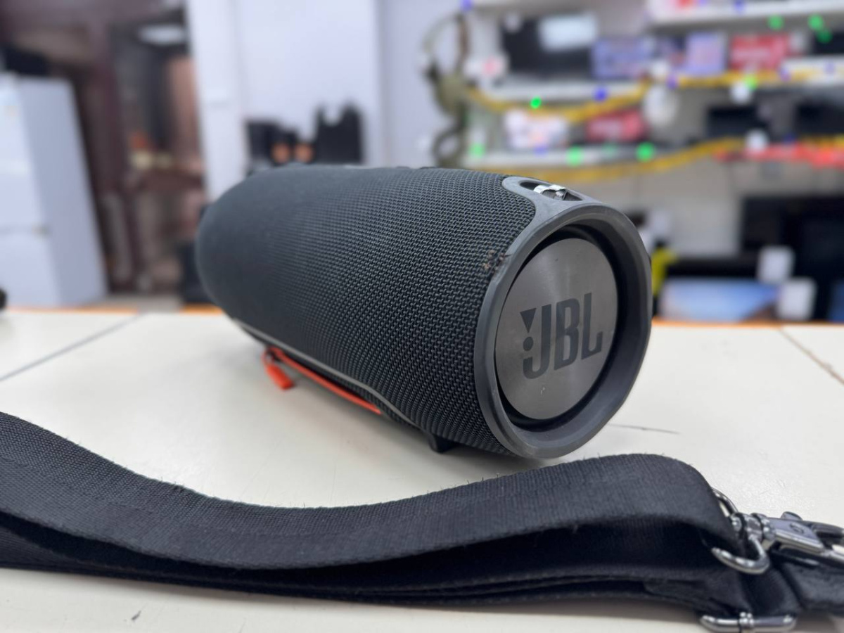 Портативная акустика JBL XTREME