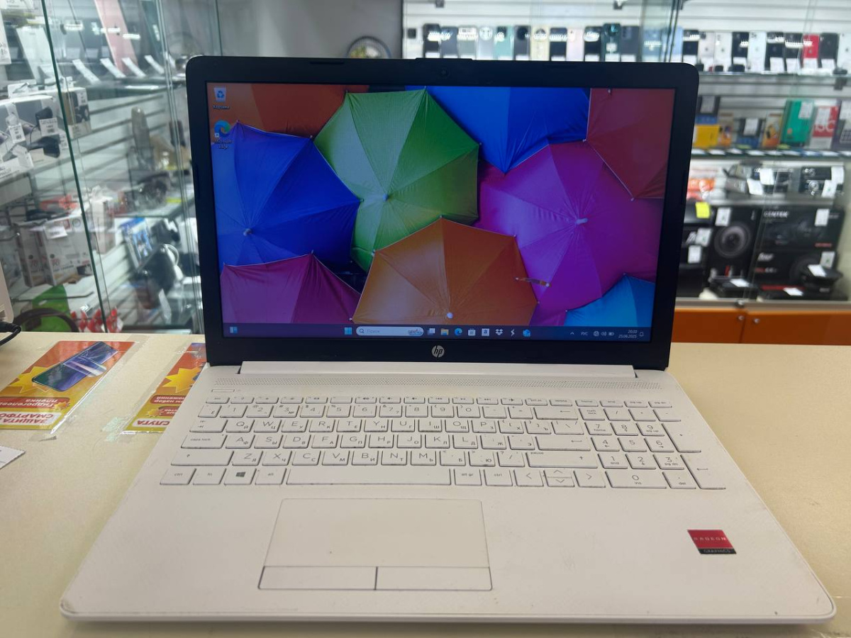 Ноутбук HP; Athlon 300U, Radeon Vega 3, 8 Гб, Нет, 1 Tb