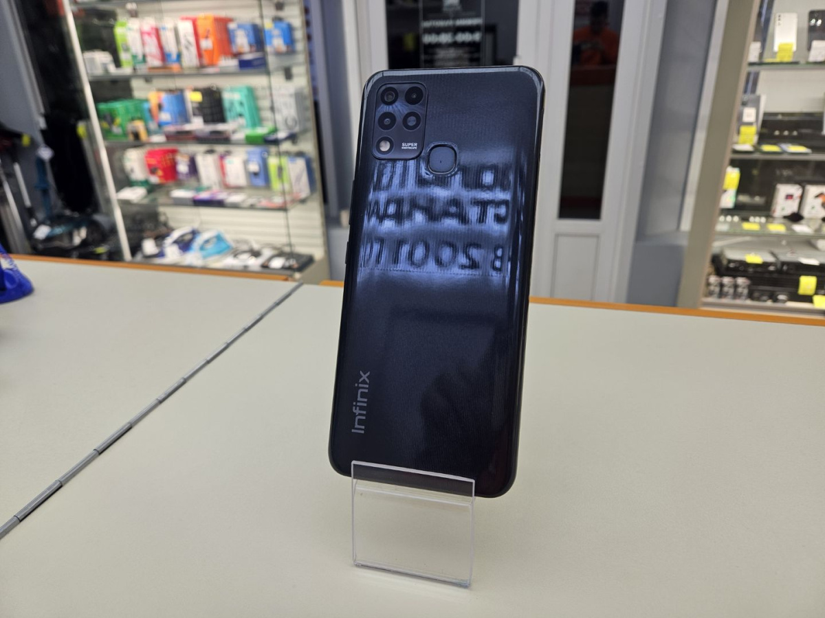 Смартфон Infinix HOT 11 4/128