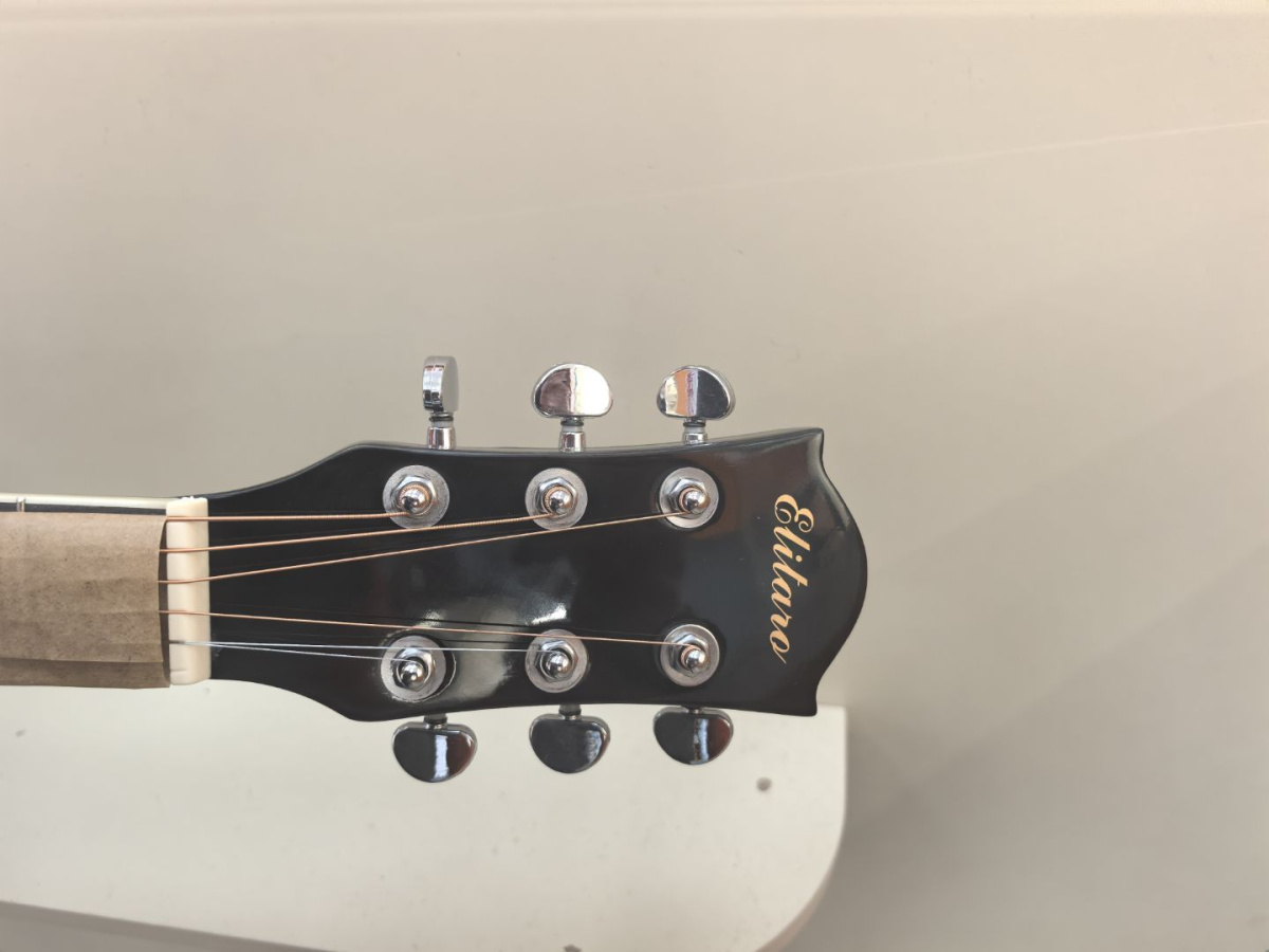 Гитара акустическая Elitaro E4040 Wave