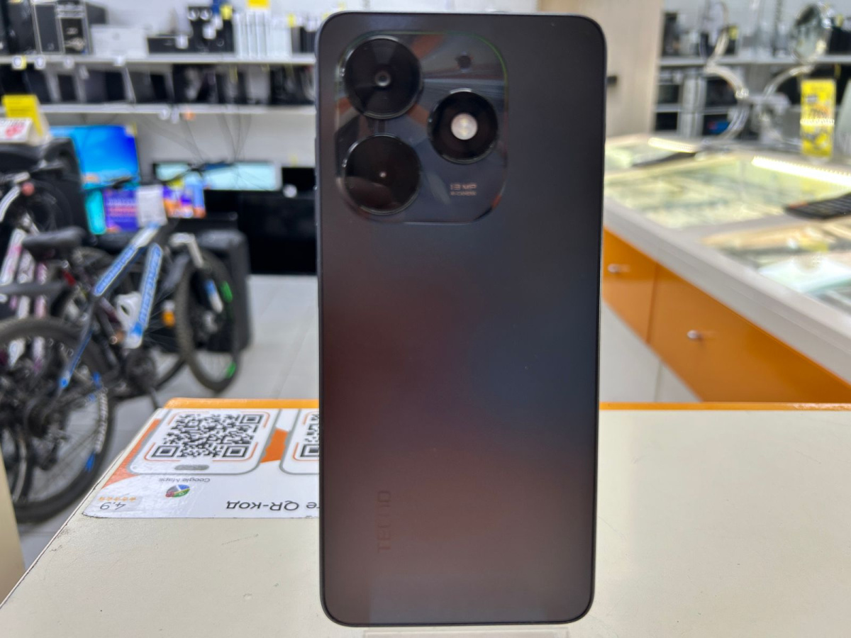 Смартфон Tecno Spark Go 2024 3/64
