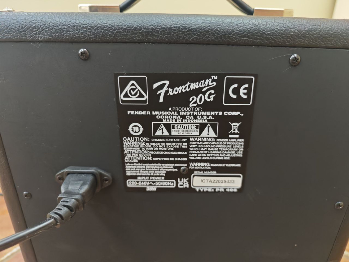Комбоусилитель для гитар Fender FRONTMAN 20G