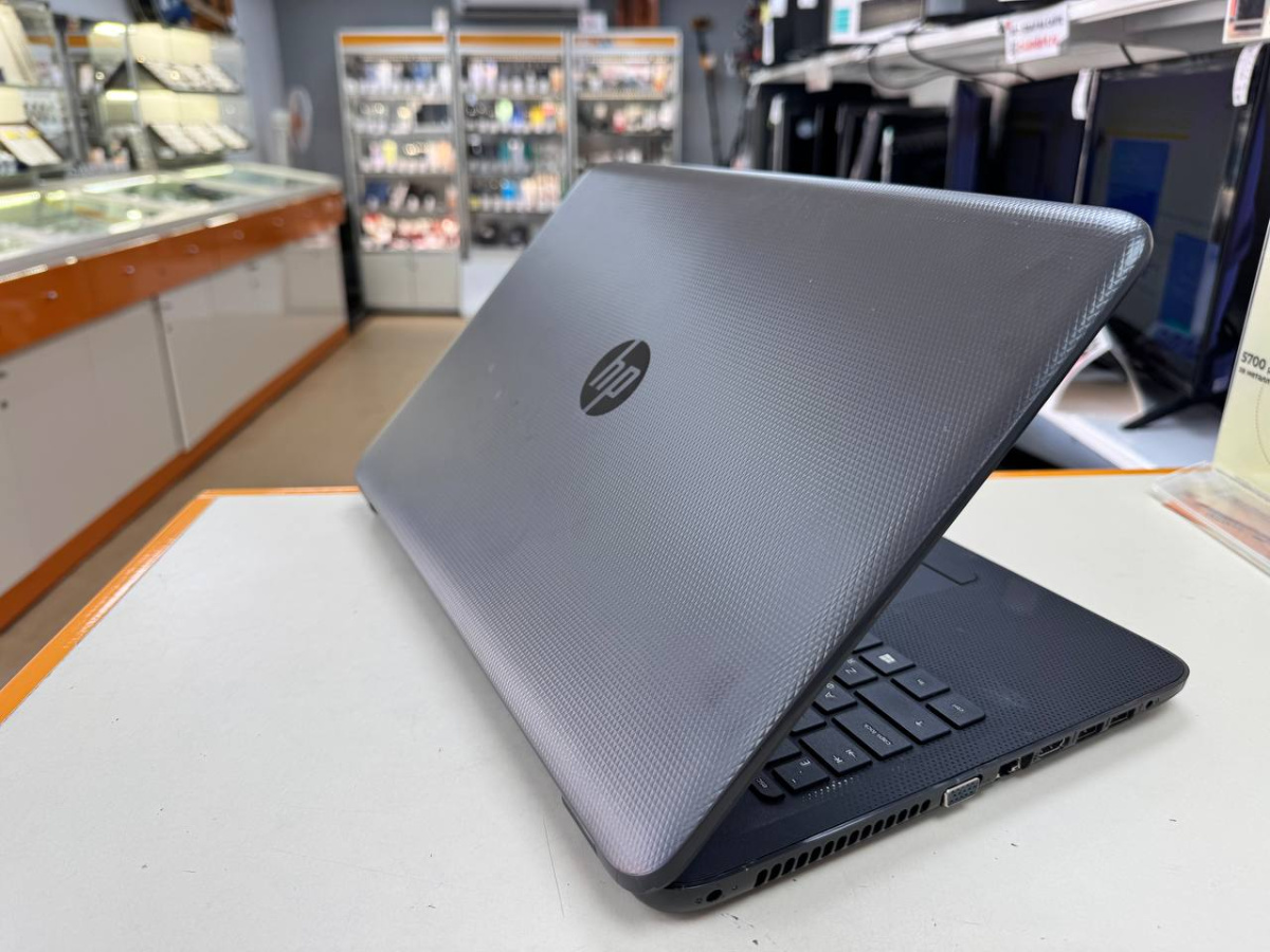 Ноутбук HP RTL8723BE; Pentium N3700, Intel UHD Graphics, 8 Гб, 120 Гб, Нет