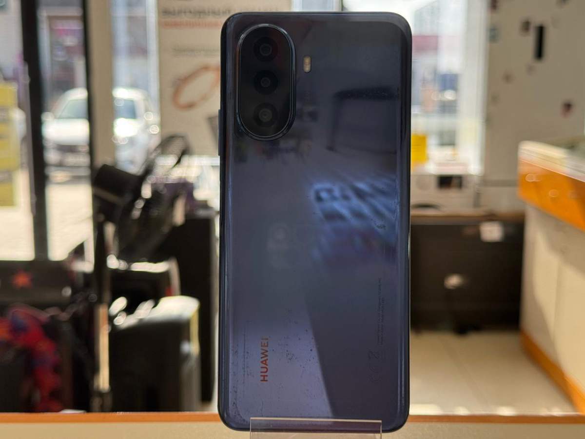 Смартфон Huawei Nova Y70 4/128 Gb