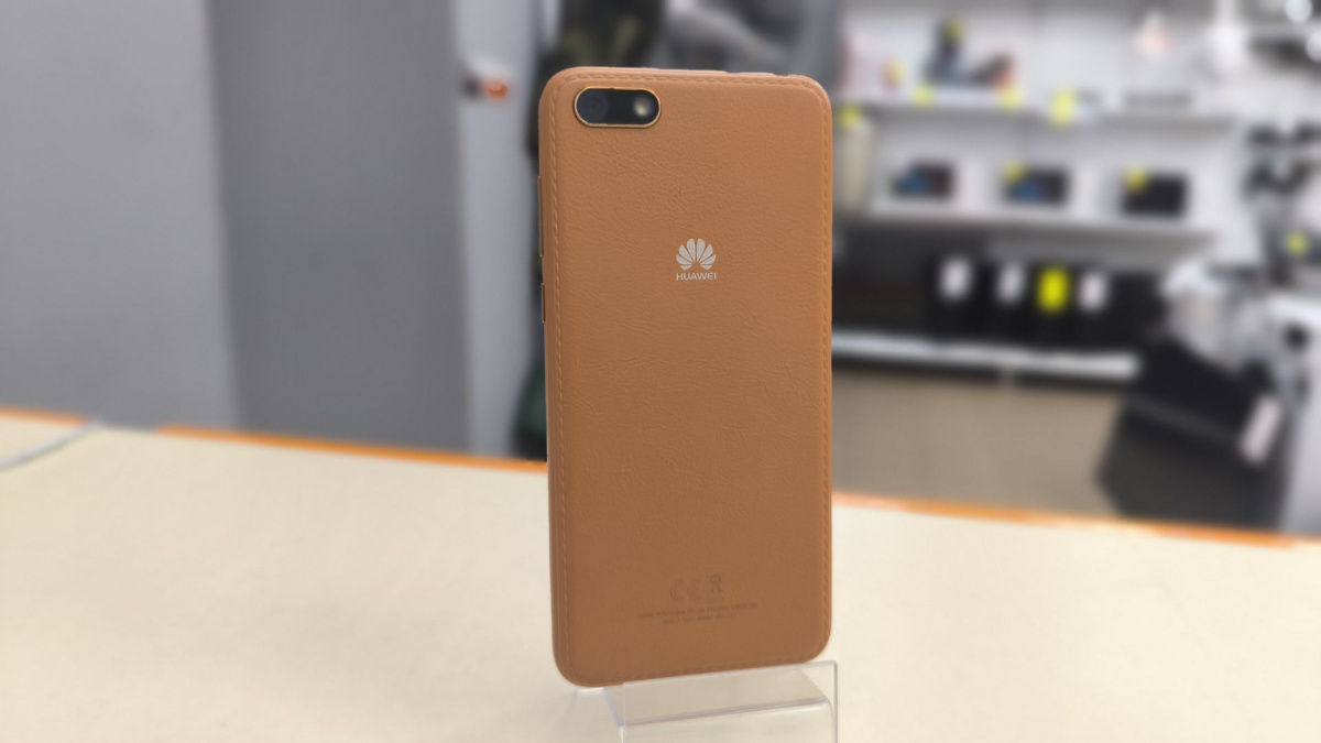 Смартфон Huawei Y5 Lite (2018)