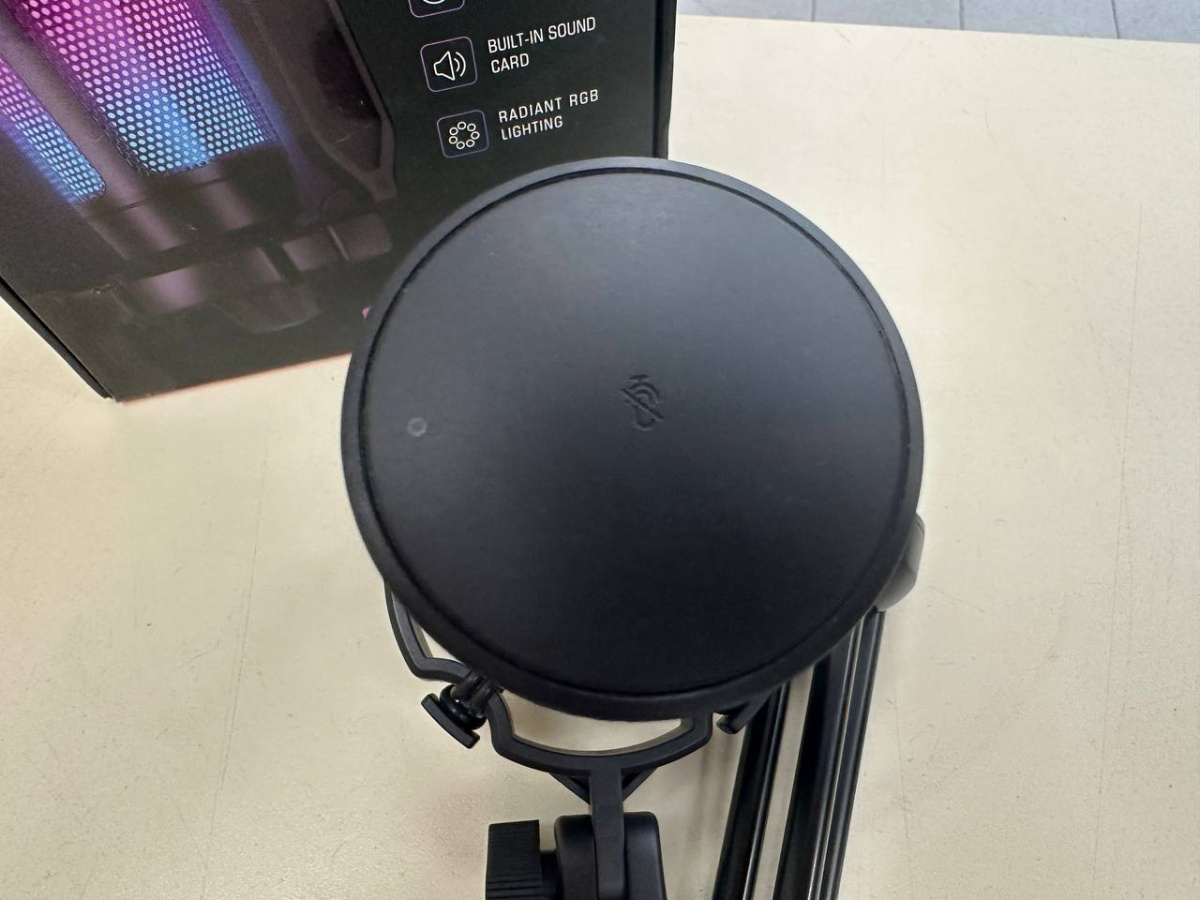 Микрофон Fifine AmpliGame A6V