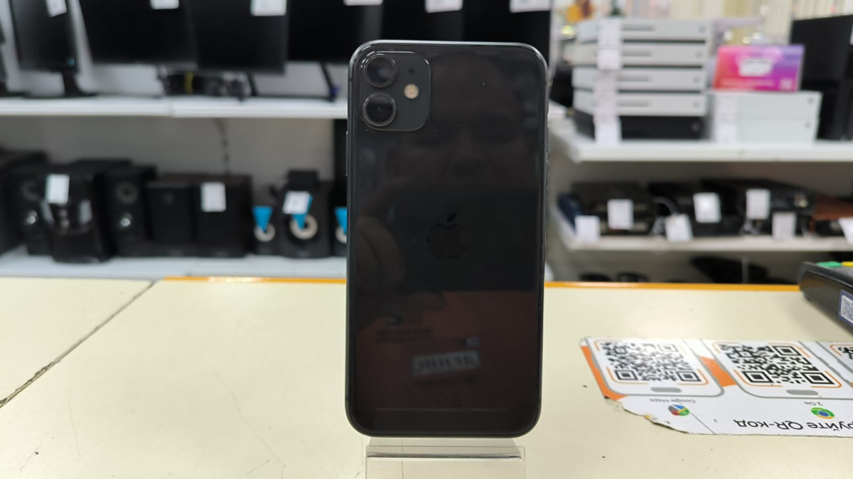 Смартфон Apple iPhone 11 64Gb