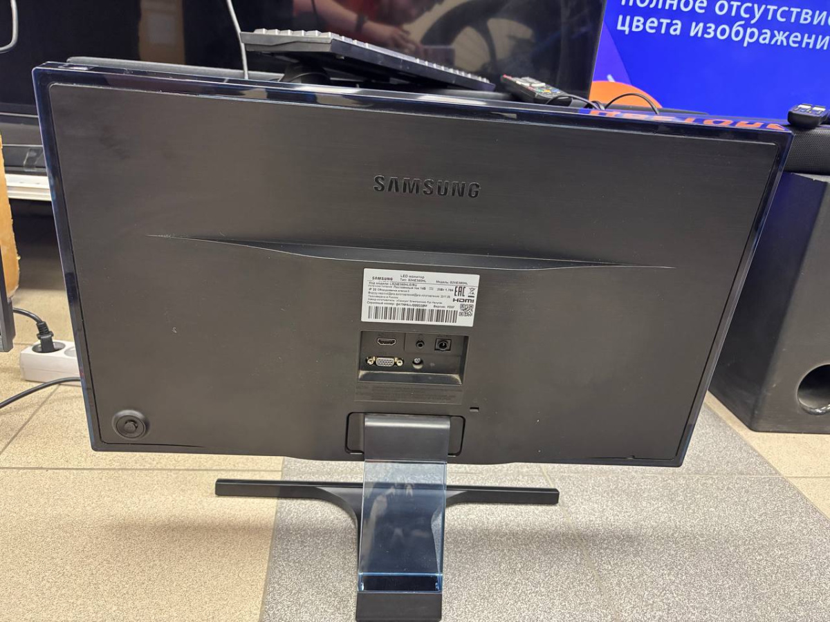 Монитор Samsung S24E391HL