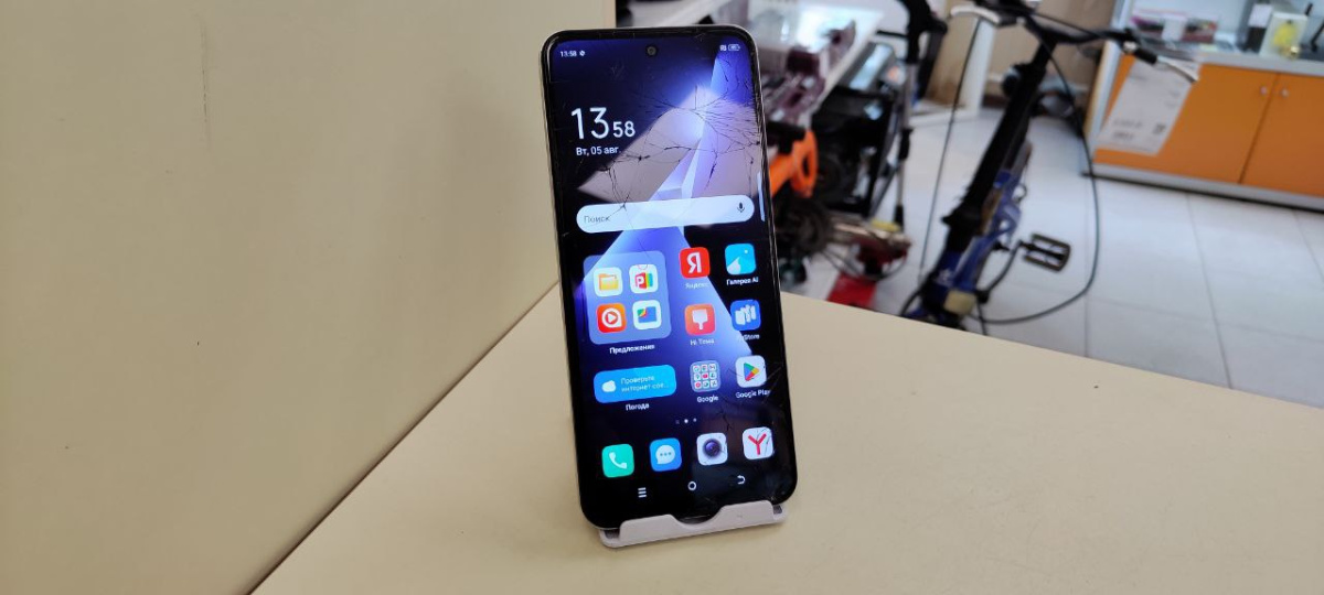 Смартфон Tecno Pova Neo 3 4/128