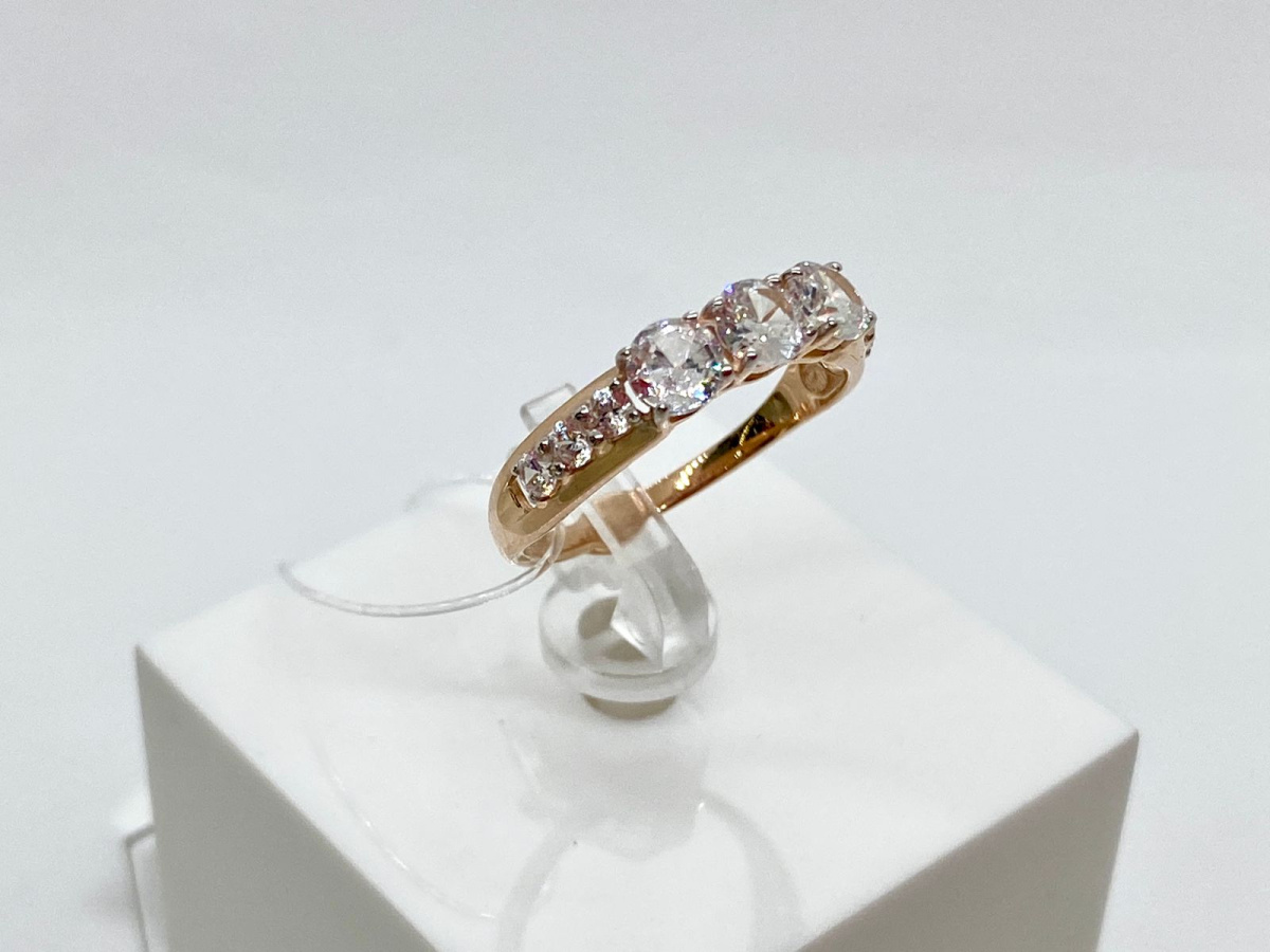 КОЛЬЦО С КАМНЯМИ (Au 585)