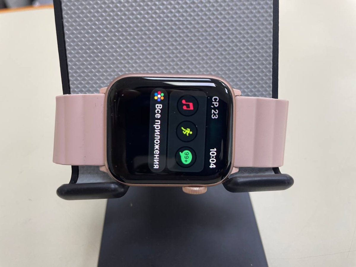Смарт-часы Apple Watch Series 5 40 мм