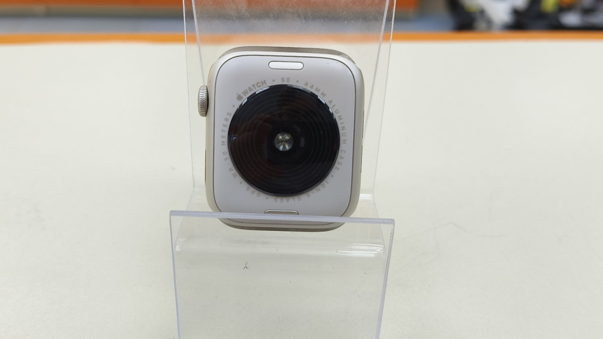 Смарт-часы Apple Watch SE 2022 44mm