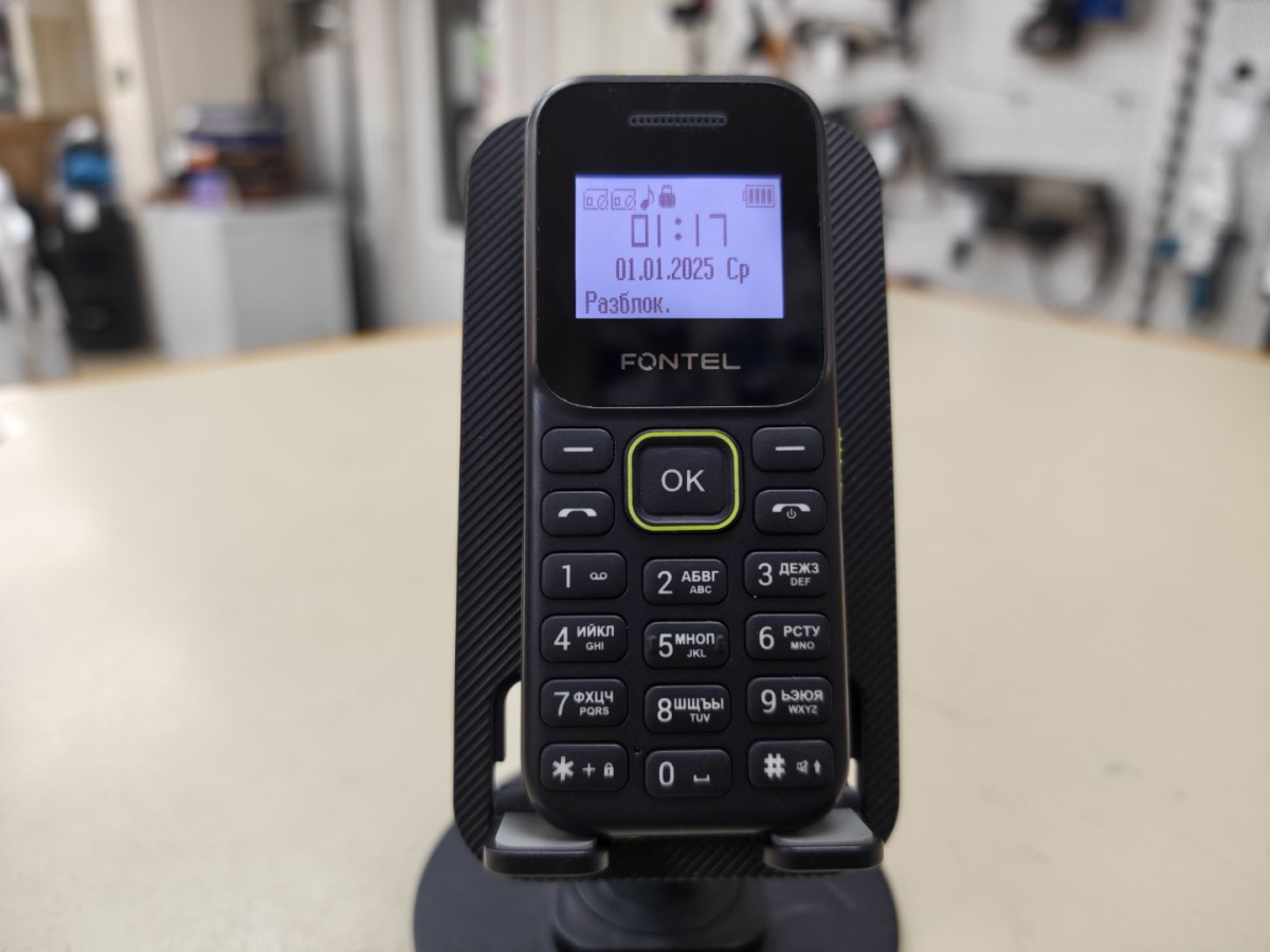 Смартфон Fontel FP100