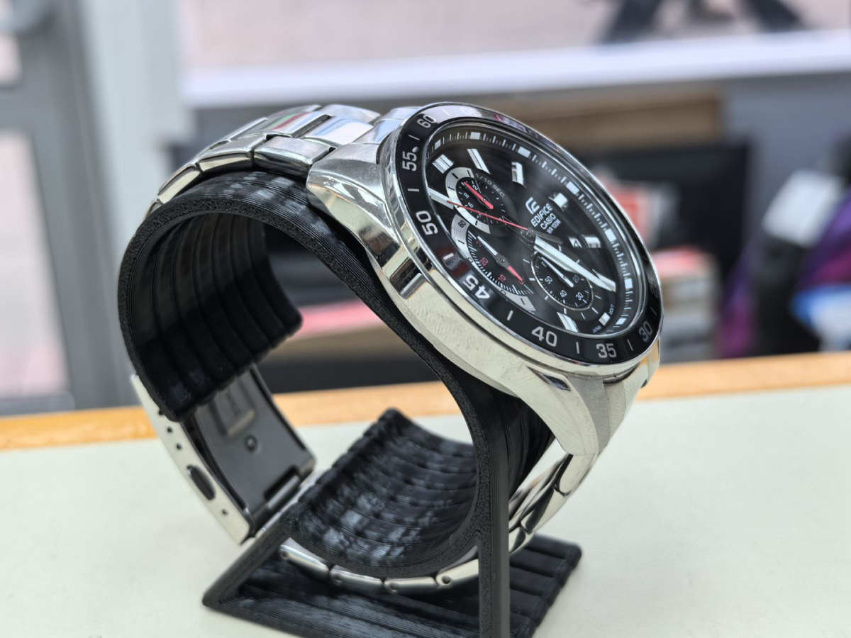 Часы наручные Casio Edifice EFV-550D-1A
