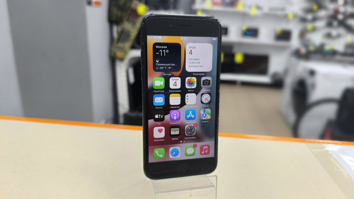 Смартфон Apple iPhone 7 32Gb
