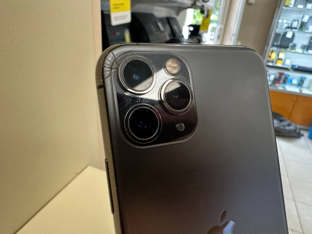 Смартфон Apple iPhone 11 Pro 64Gb