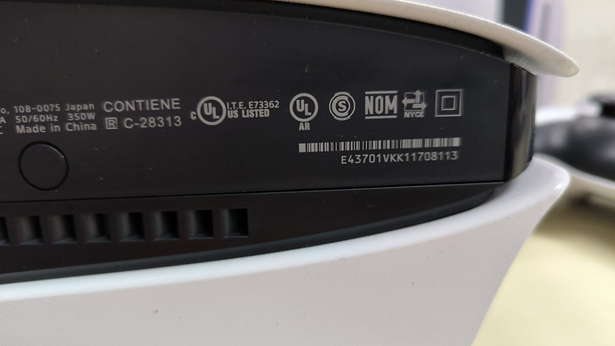 Игровая приставка PlayStation 5 Slim 1TB (С дисководом)