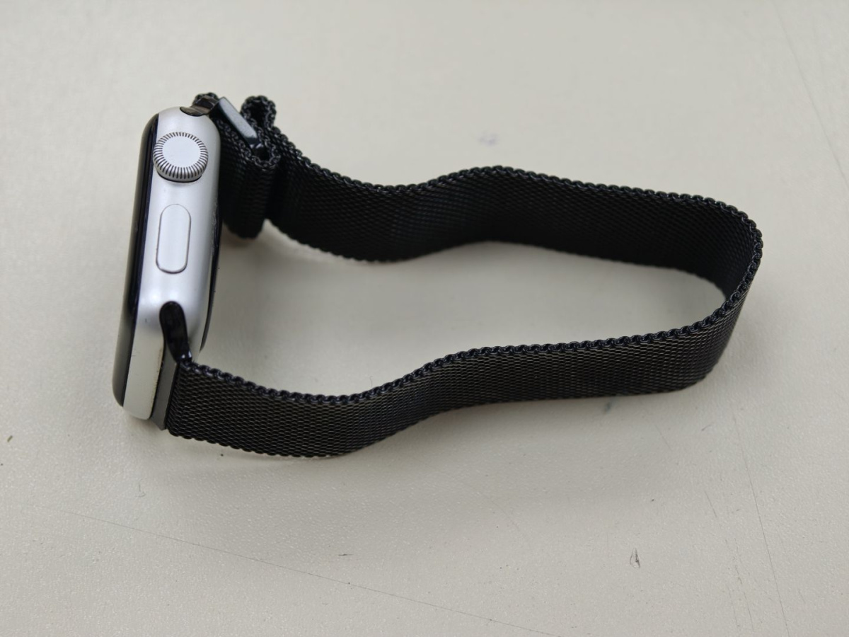Смарт-часы Apple Watch Series 3 38 мм