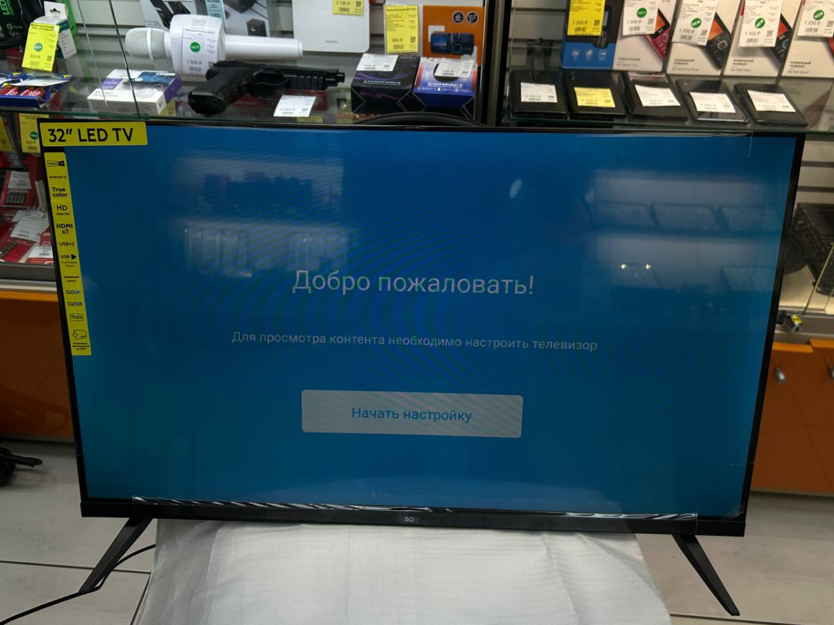 LED Телевизор BQ 32FS01B