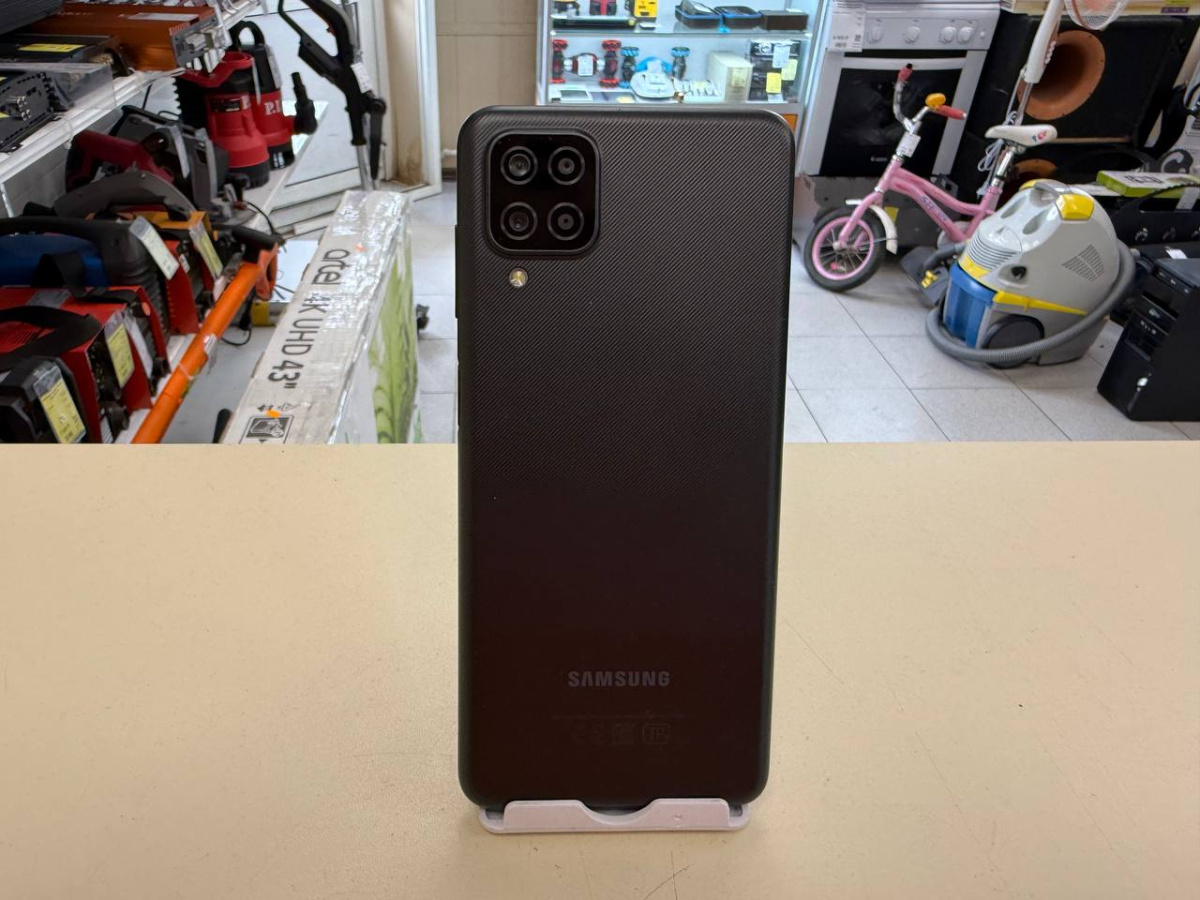 Смартфон Samsung Galaxy A12 3/32
