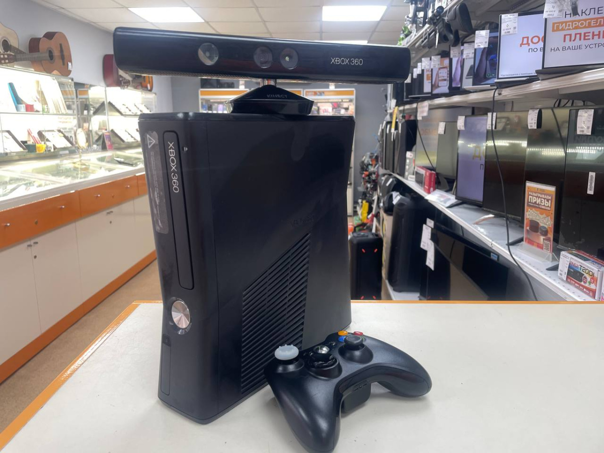 Игровая приставка Xbox 360 S