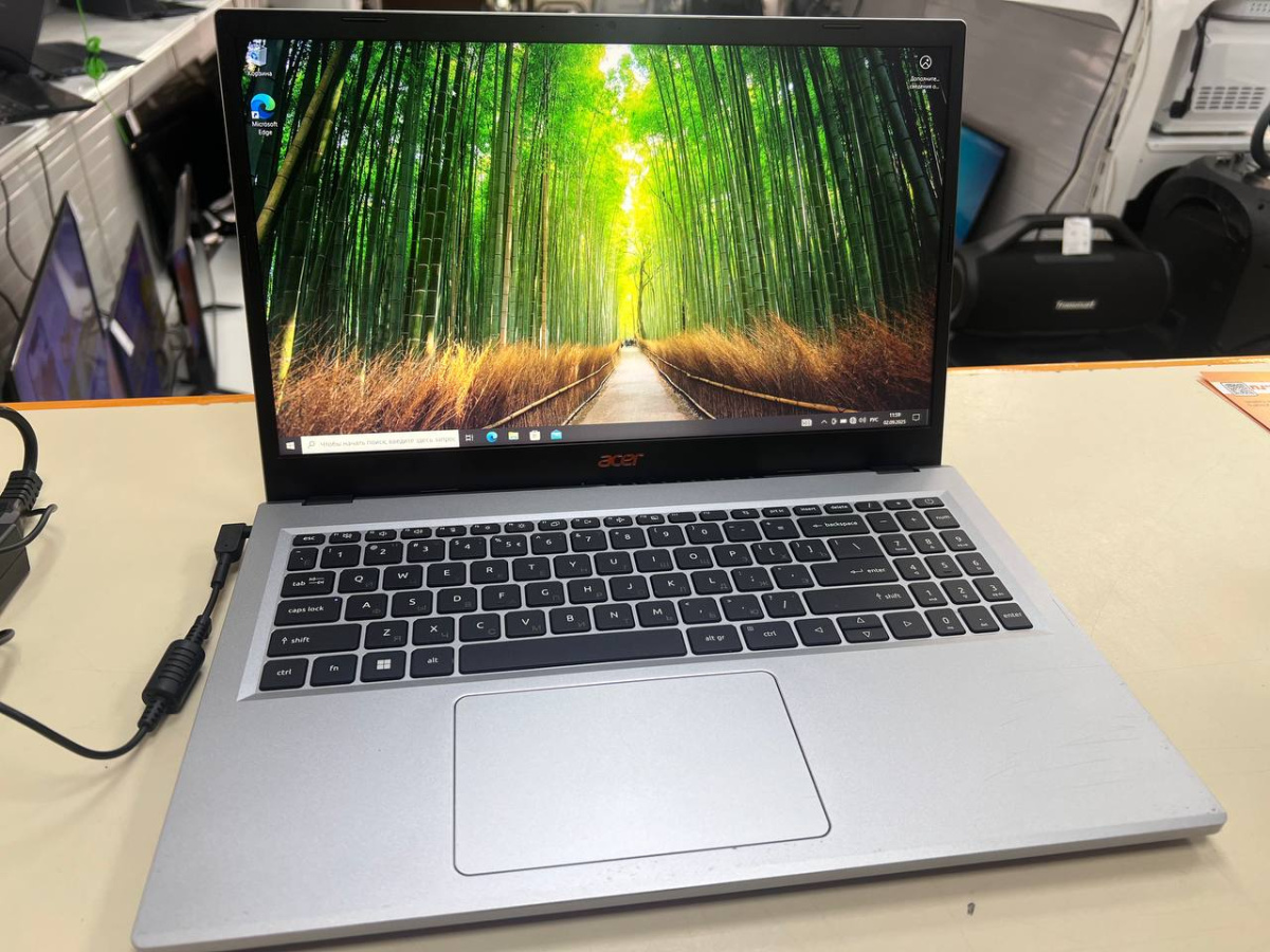 Ноутбук Acer; Ryzen 5 7520U, Radeon Graphics, 8 Гб, 256 Гб, Нет