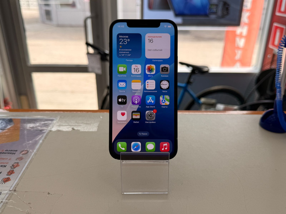 Смартфон Apple iPhone 12 64Gb