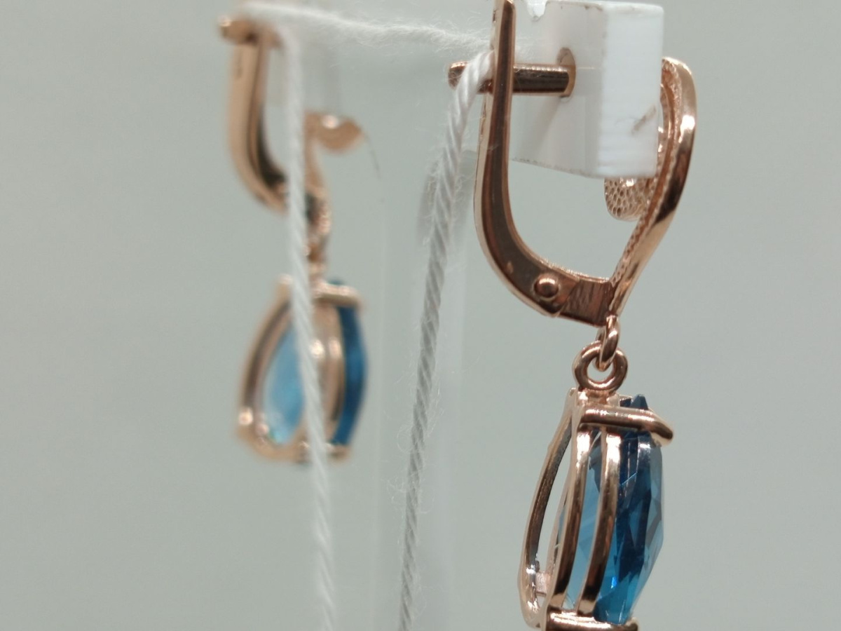 СКМ585 СЕРЬГИ С КАМНЕМ (Au 585)