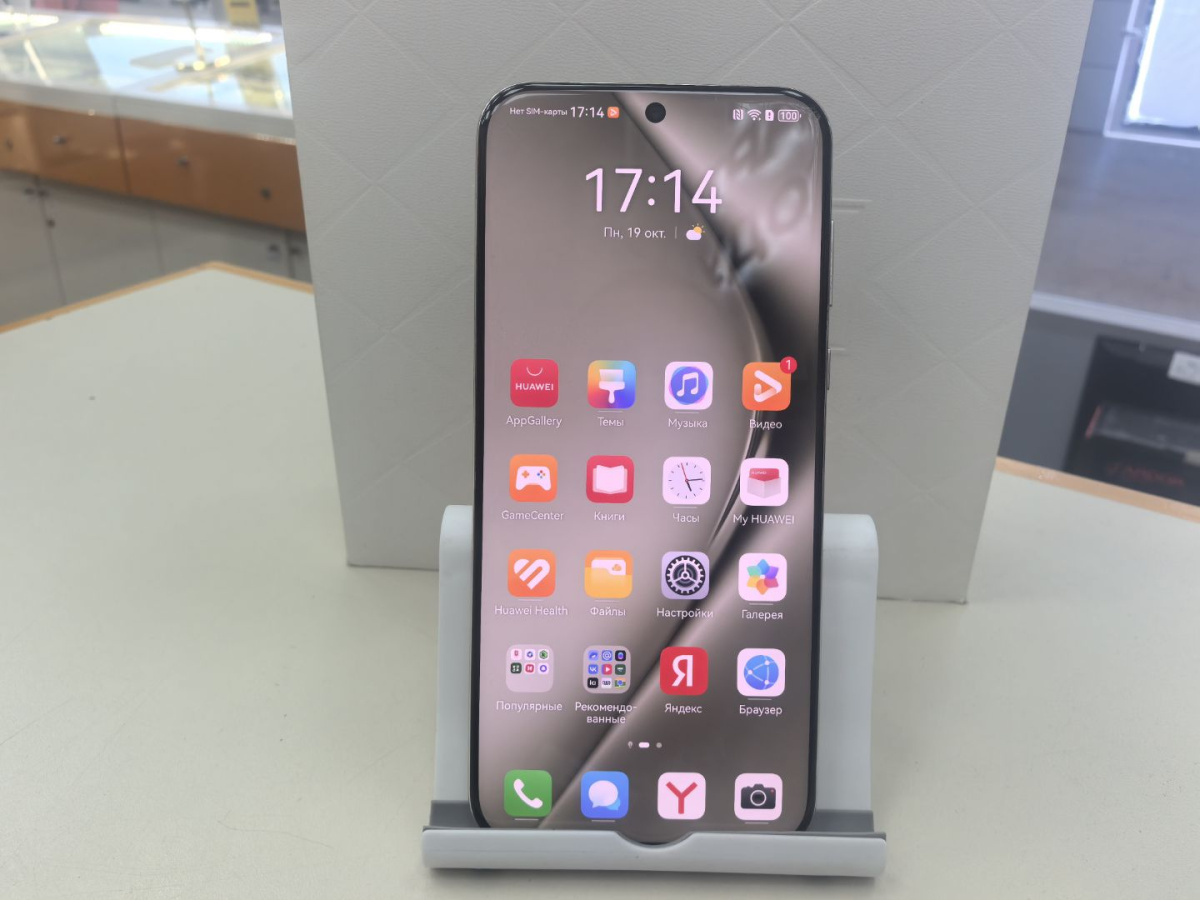 Смартфон Huawei Pura 70 Ultra 16/512