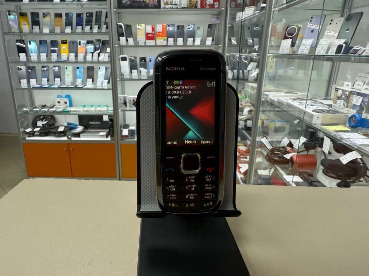 Мобильный телефон Nokia 5130