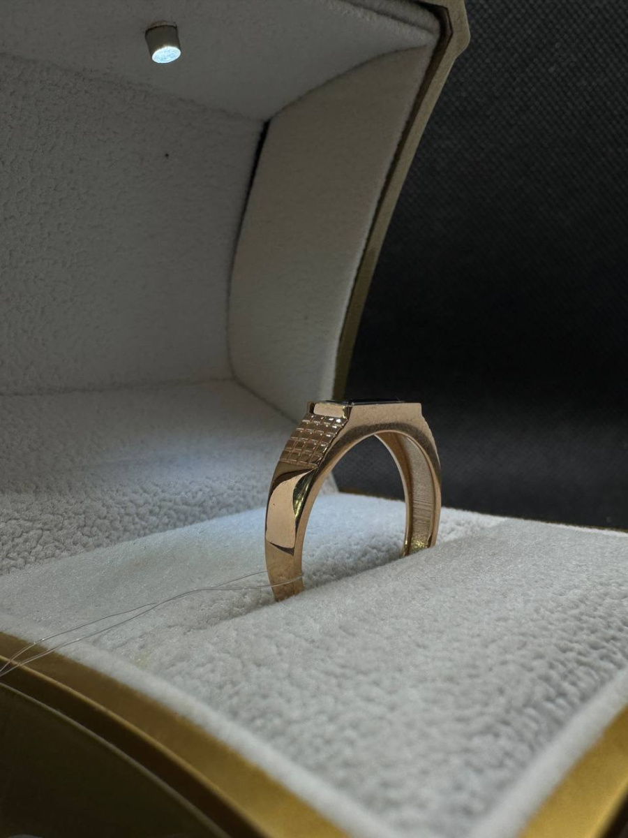 КОЛЬЦО ПЕЧАТКА с камнем (Au 585)