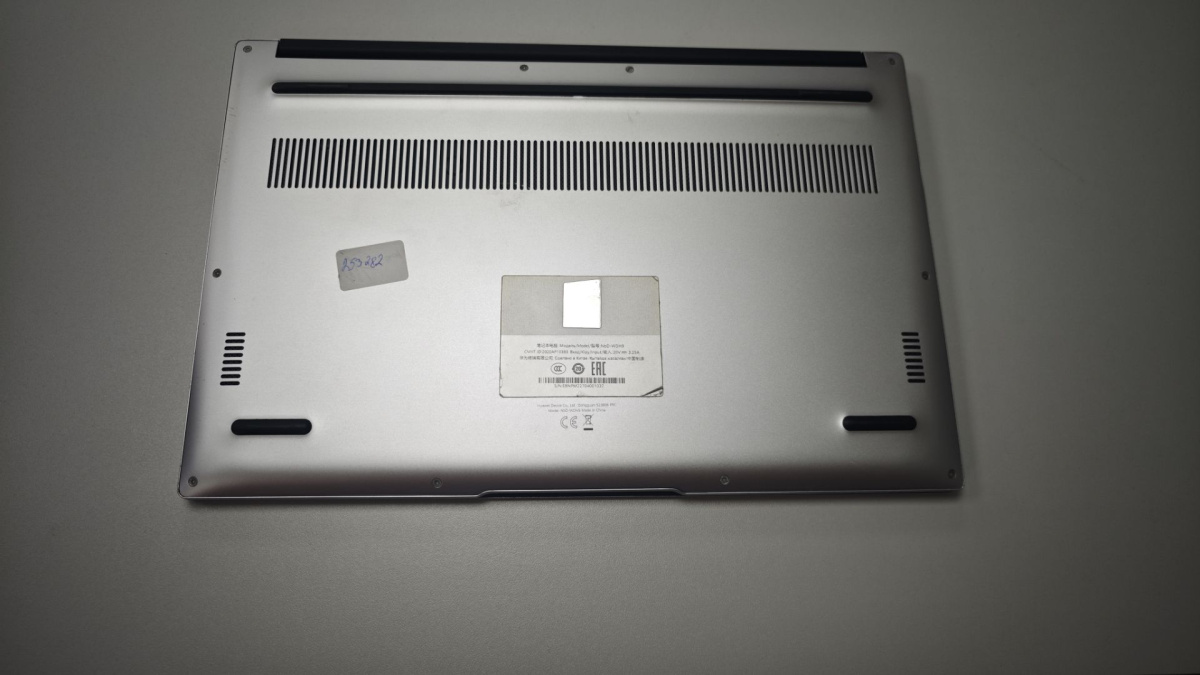 Ноутбук Huawei NbD-WDH9; Core i5-1135G7, Intel iris XE Graphics, 8 Гб, 512 GB, Нет