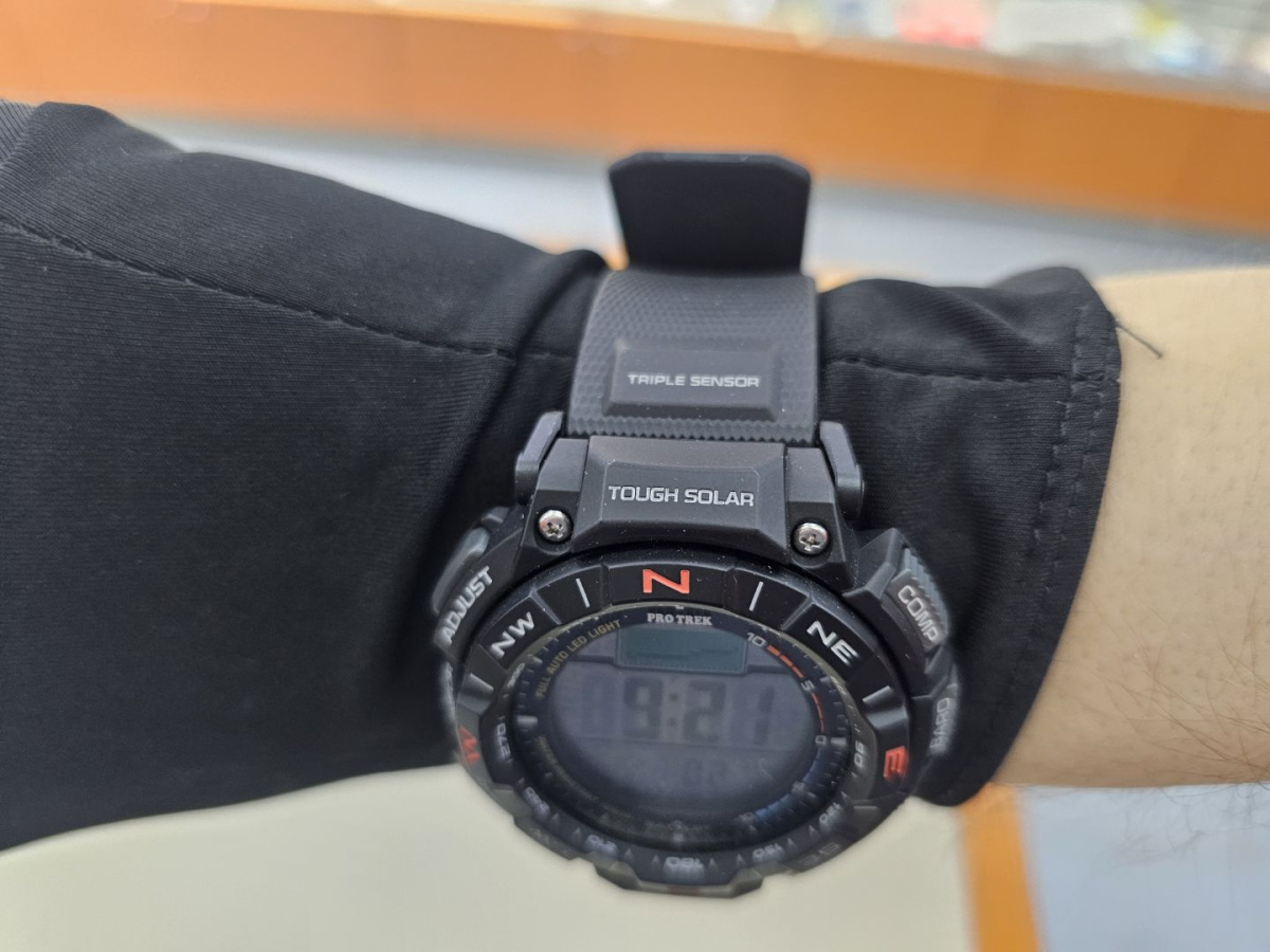 Часы наручные Casio PRO TREK PRG-340-1E