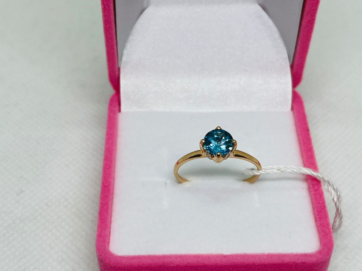 КОЛЬЦО С КАМНЯМИ (Au 585)