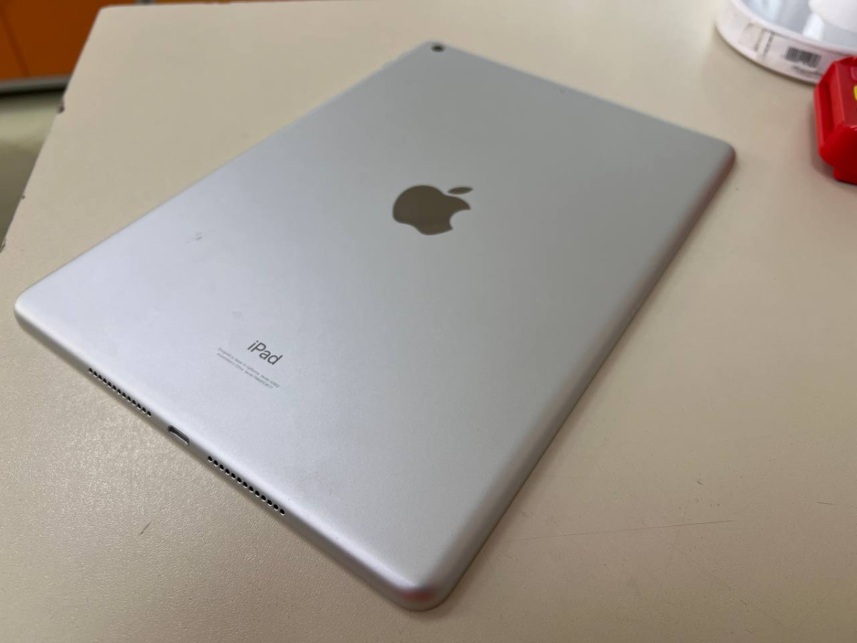 Планшет Apple Ipad 9 64Gb Wi-Fi(2021) A2602
