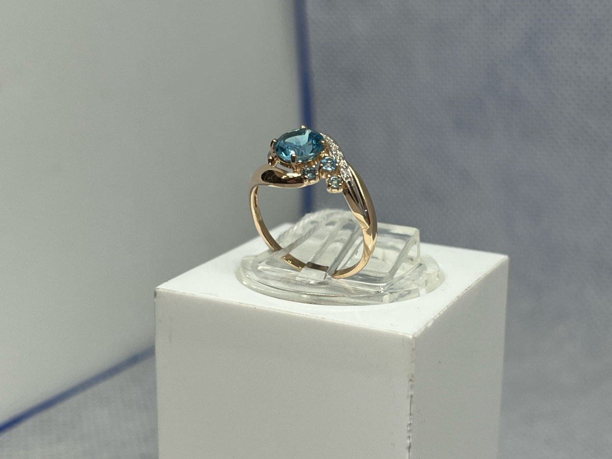 КОЛЬЦО С КАМНЯМИ (Au 585)