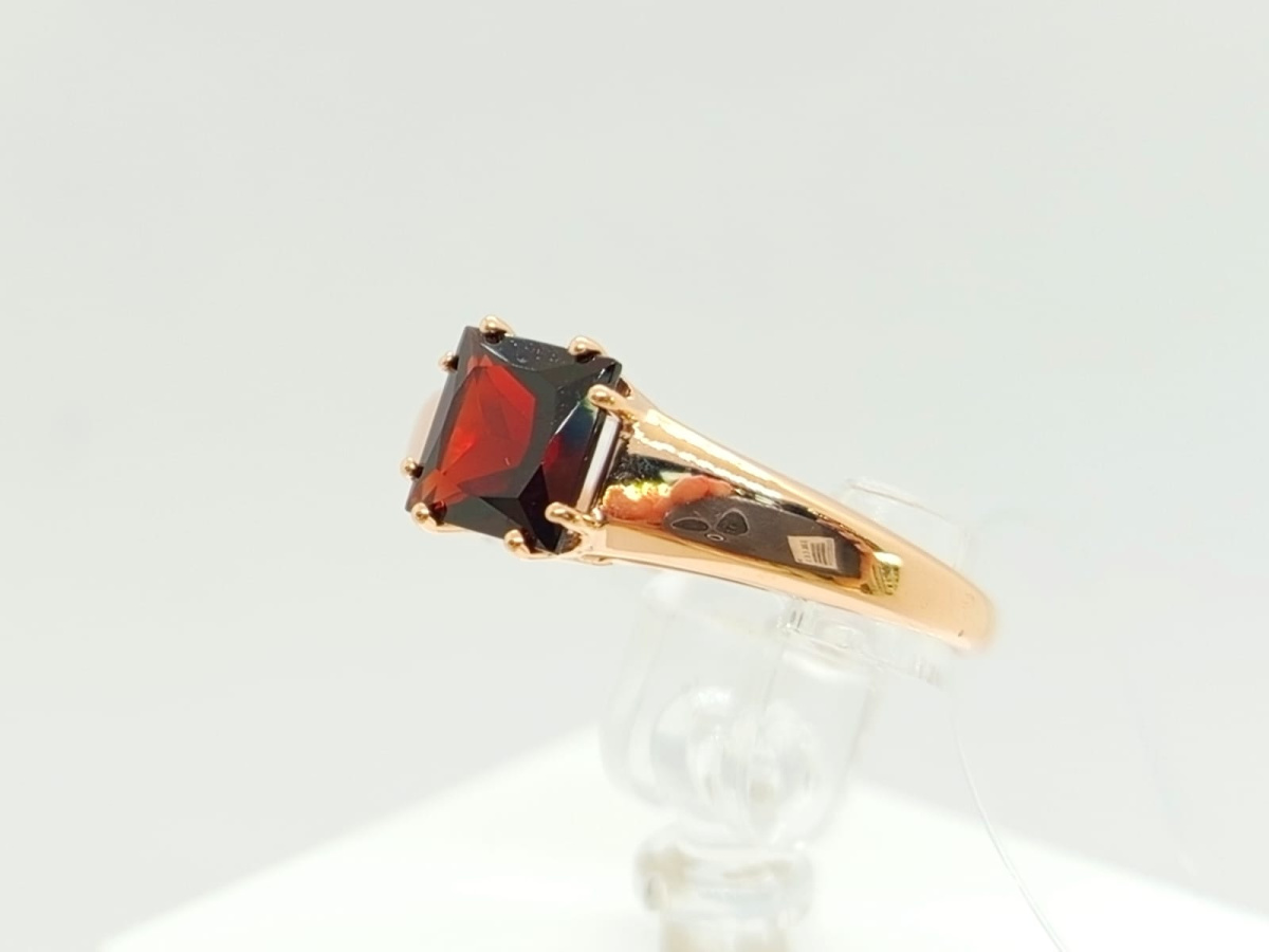 КОЛЬЦО ГРАНАТ (Au 585)