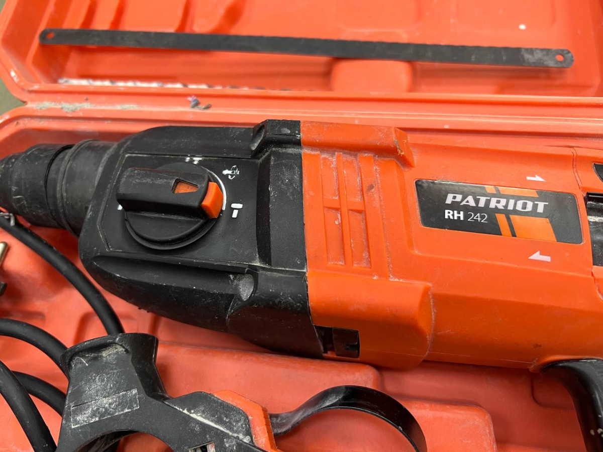 Перфоратор Patriot RH 242;