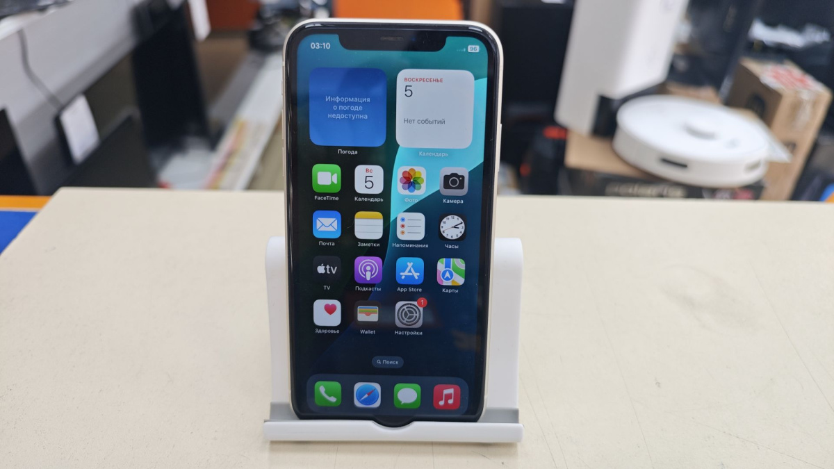 Смартфон Apple iPhone 11 64Gb