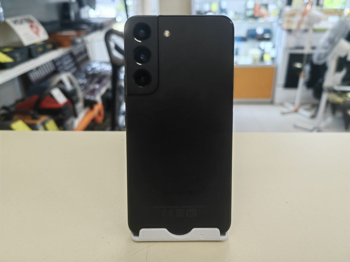 Смартфон Samsung Galaxy S22 8/128