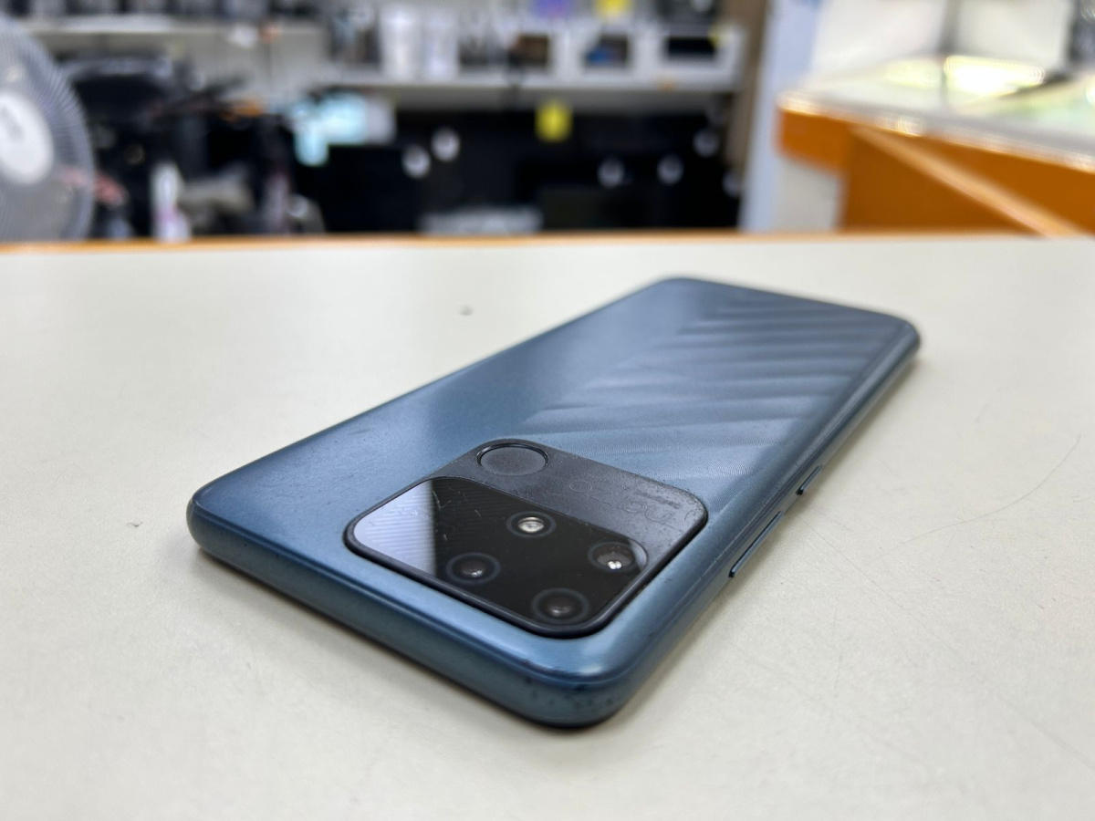 Смартфон Realme Narzo 50 4/128