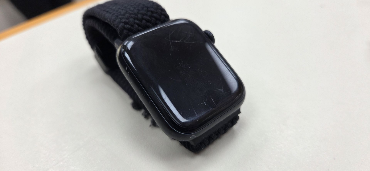 Смарт-часы Apple Watch SE 2022 44mm