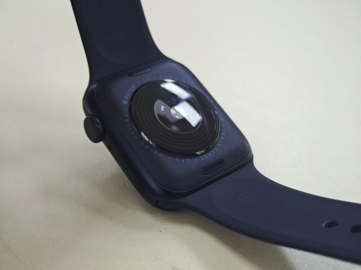 Смарт-часы Apple Watch SE 2022 44mm